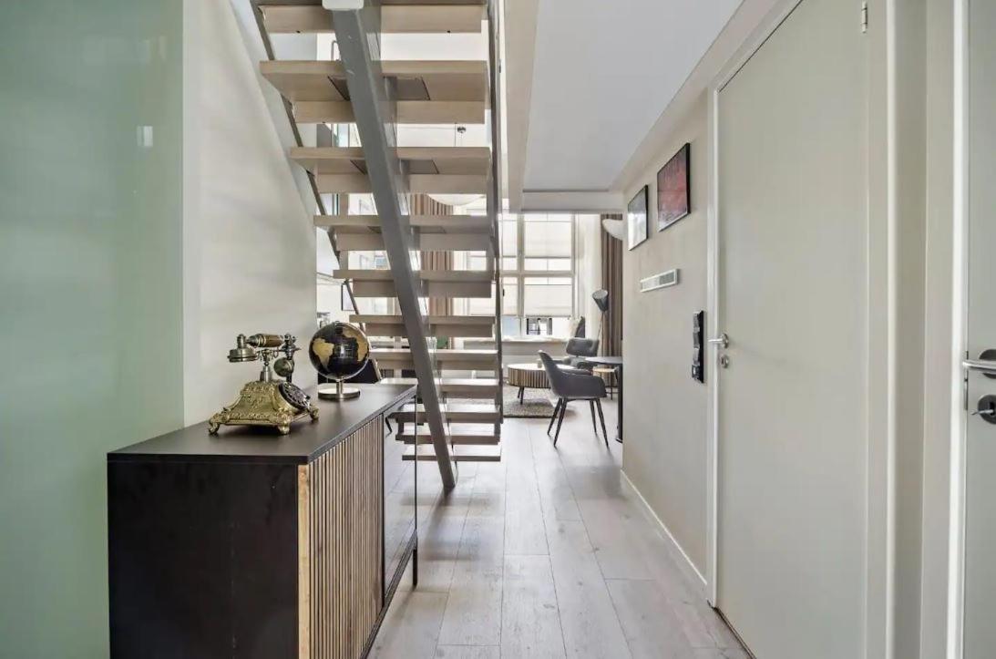 Winston Apartment